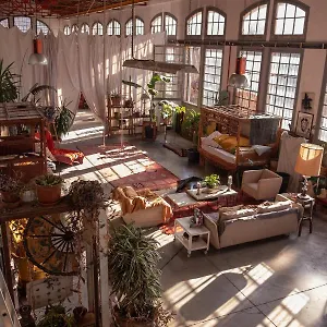Local 6 Bed and Breakfast Βαρκελώνη